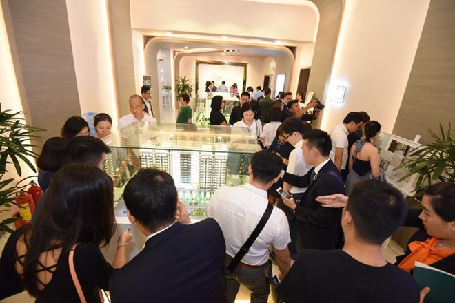 Ôm mộng làm giàu đi học ngành bất động sản - 1 Ôm mộng làm giàu đi học ngành bất động sản - 1