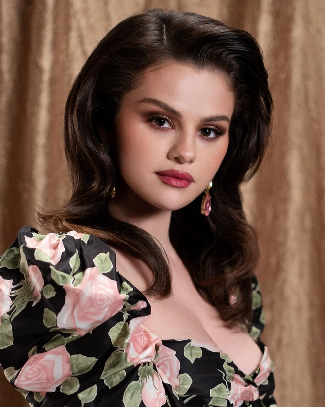 Selena Gomez hạnh phúc khi lần đầu nhận đề cử Grammy sau 12 năm ca hát - 1 Selena Gomez hạnh phúc khi lần đầu nhận đề cử Grammy sau 12 năm ca hát - 1