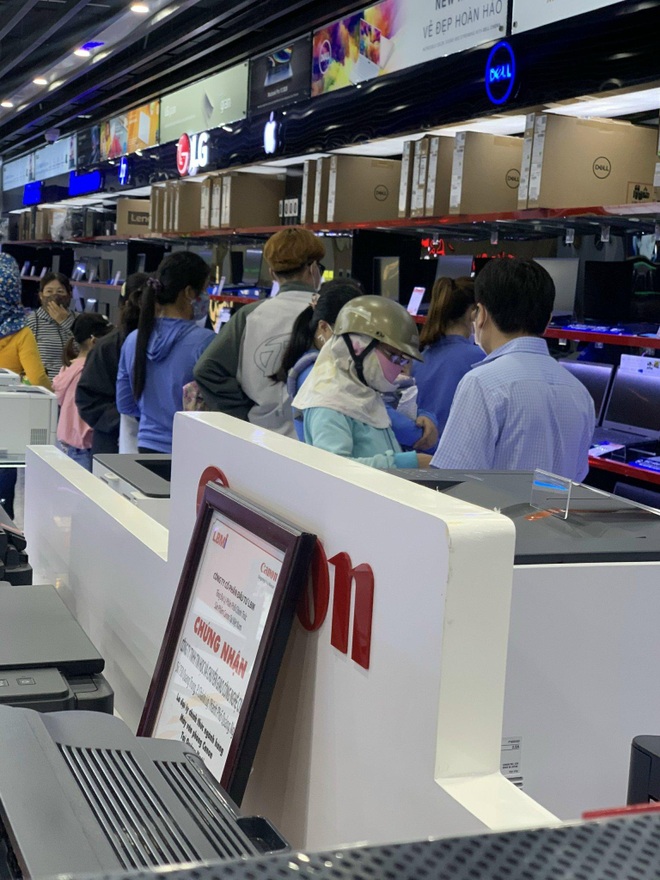 Quảng Ngãi có Showroom máy tính Hi-End PC và thiết bị công nghệ - 4 Quảng Ngãi có Showroom máy tính Hi-End PC và thiết bị công nghệ - 4