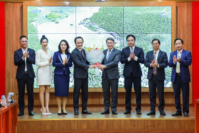 Siêu dự án FLC đề xuất đầu tư tại Khánh Hòa: 11 sân golf, 6.000 phòng khách sạn 5 sao - 6
