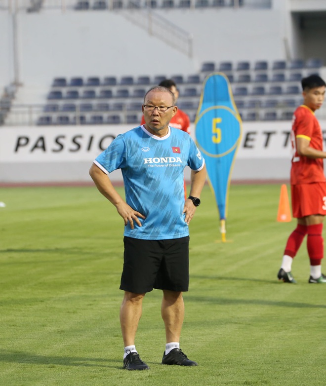 Đỗ Hùng Dũng trở lại tuyển Việt Nam, HLV Park tuyên bố bất ngờ - 2