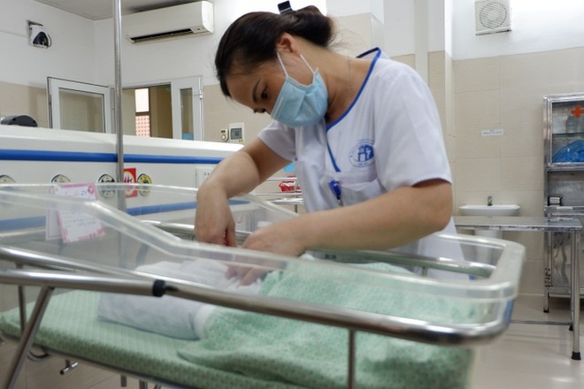 Thưởng Tết, người lao động muốn nhận tiền mặt... - 8 Thưởng Tết, người lao động muốn nhận tiền mặt... - 8