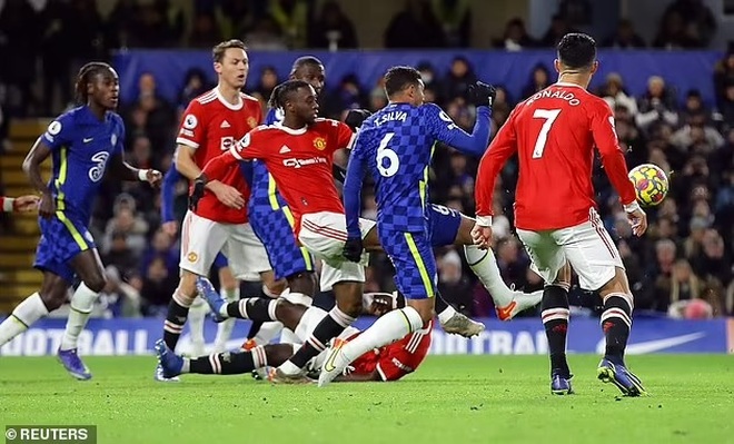 Roy Keane đề nghị Man Utd sa thải HLV Carrick sau trận hòa Chelsea - 2 Roy Keane đề nghị Man Utd sa thải HLV Carrick sau trận hòa Chelsea - 2