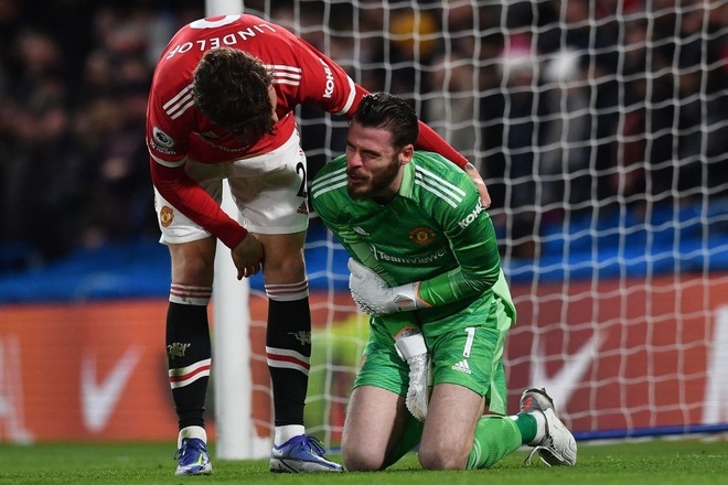 De Gea bất ngờ khen hàng thủ mơ ngủ của Man Utd - 1