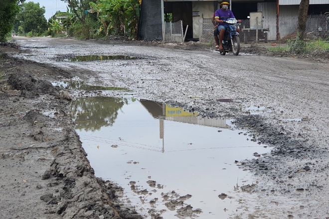 Làm dự án điện gió gây hỏng đường, Bạc Liêu buộc 2 công ty phải khắc phục - 3 Làm dự án điện gió gây hỏng đường, Bạc Liêu buộc 2 công ty phải khắc phục - 3