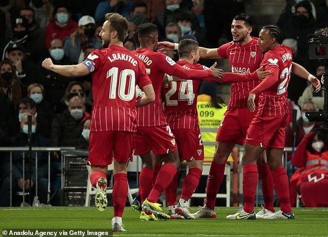 Đánh bại Sevilla, Real Madrid giữ vững ngôi đầu bảng La Liga - 1 Đánh bại Sevilla, Real Madrid giữ vững ngôi đầu bảng La Liga - 1