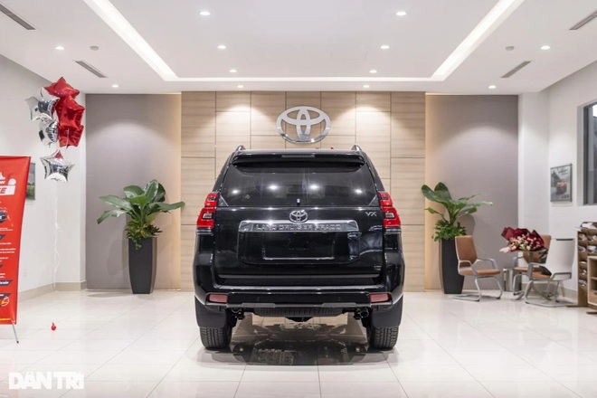 Chi tiết Land Cruiser Prado 2021: Tăng gần 170 triệu đồng liệu có đáng giá? - 2 Chi tiết Land Cruiser Prado 2021: Tăng gần 170 triệu đồng liệu có đáng giá? - 2
