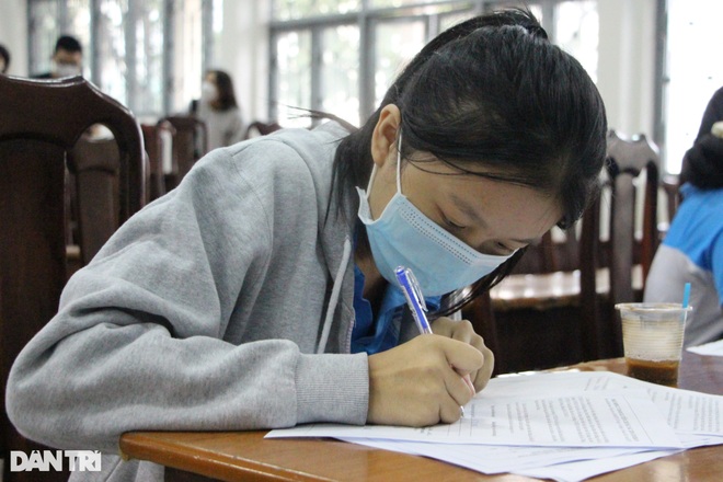 Đắk Lắk triển khai tiêm vaccine phòng Covid-19 cho trên 64.000 học sinh - 1