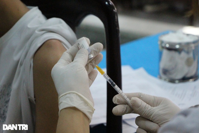 Đắk Lắk triển khai tiêm vaccine phòng Covid-19 cho trên 64.000 học sinh - 3