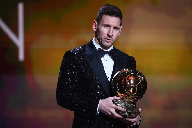Lionel Messi đón tin buồn ngay sau khi nhận giải Quả bóng vàng - 2