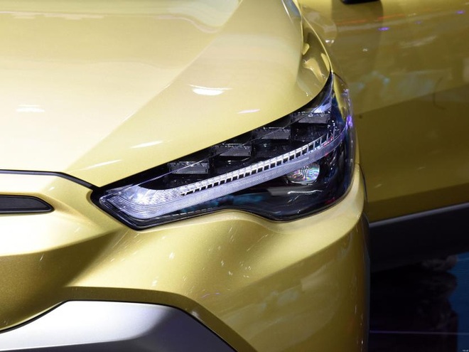 Chi tiết Toyota Frontlander 2022: Phiên bản song sinh của Corolla Cross - 4