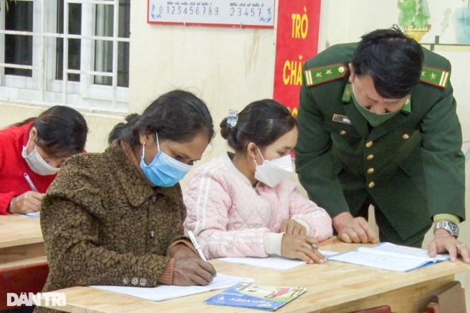 Lớp học đặc biệt của những phụ nữ Pa Kô - Vân Kiều nơi biên giới Quảng Trị - 4