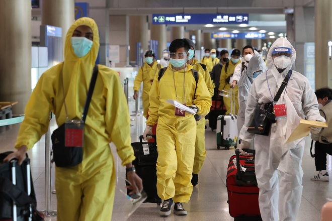 Người nhiễm Omicron tăng lên ở châu Á, Hàn Quốc phát hiện chùm ca bệnh - 1