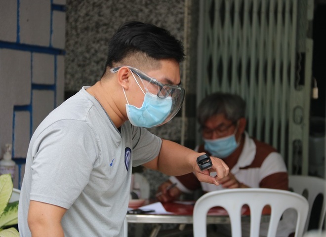 Chủ tịch An Giang: Không vì nể nang mà để F0 có bệnh nền điều trị tại nhà - 4 Chủ tịch An Giang: Không vì nể nang mà để F0 có bệnh nền điều trị tại nhà - 4
