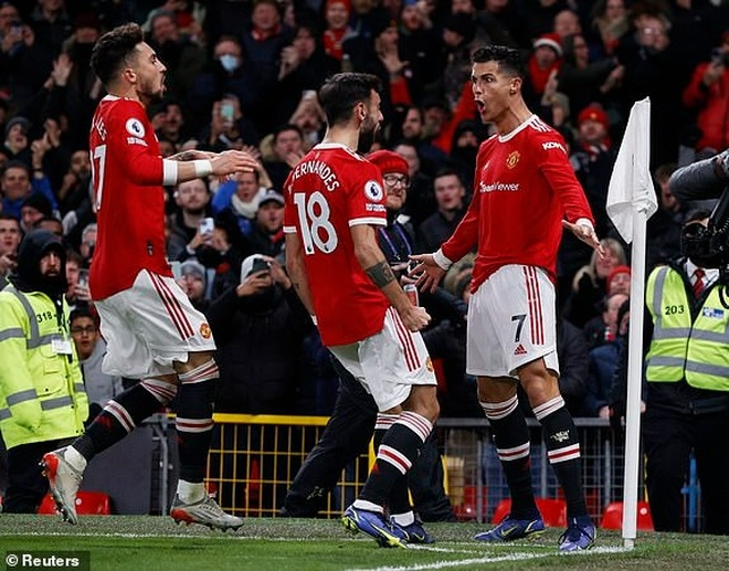Bruno Fernandes sốc trước tin HLV Michael Carrick rời Man Utd - 1 Bruno Fernandes sốc trước tin HLV Michael Carrick rời Man Utd - 1