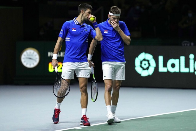 Djokovic thua trận đánh đôi, Serbia thất bại ở bán kết Davis Cup 2021 - 2