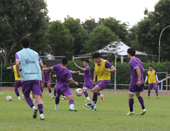 HLV Park Hang Seo lên khung đội hình tuyển Việt Nam chờ đấu Lào - 6