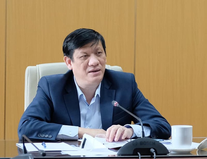 Đi từng ngõ, gõ từng nhà tiêm vét cho người cao tuổi, có bệnh lý nền - 2 Đi từng ngõ, gõ từng nhà tiêm vét cho người cao tuổi, có bệnh lý nền - 2