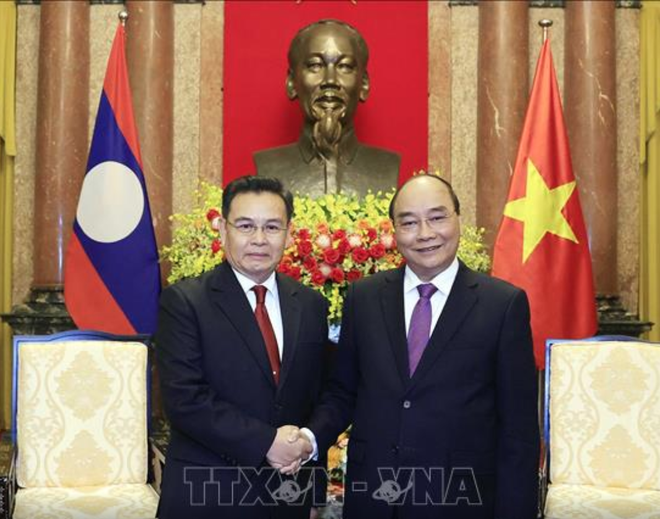 Chủ tịch nước Nguyễn Xuân Phúc tiếp Chủ tịch Quốc hội Lào - 3