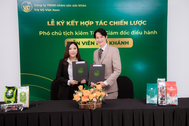 Huy Khánh chính thức điều hành công ty về trà sức khỏe - 1