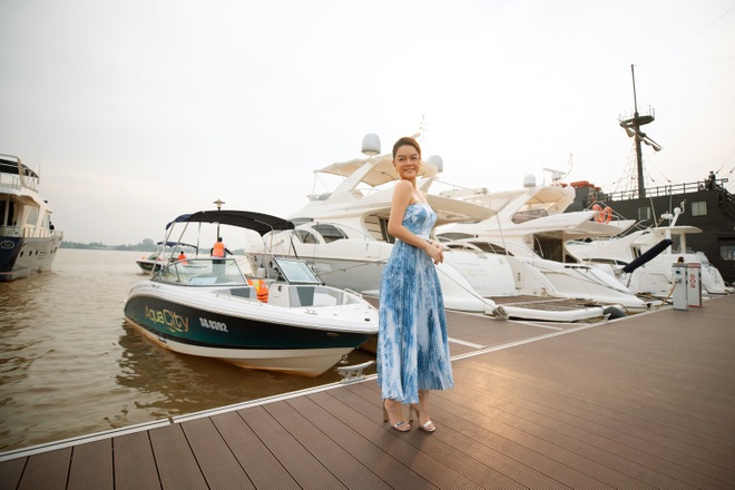 Sao Việt khoe dáng bên Nàng thơ Hollywood tại Aqua Marina - 3