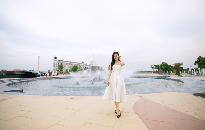Sao Việt khoe dáng bên Nàng thơ Hollywood tại Aqua Marina - 9