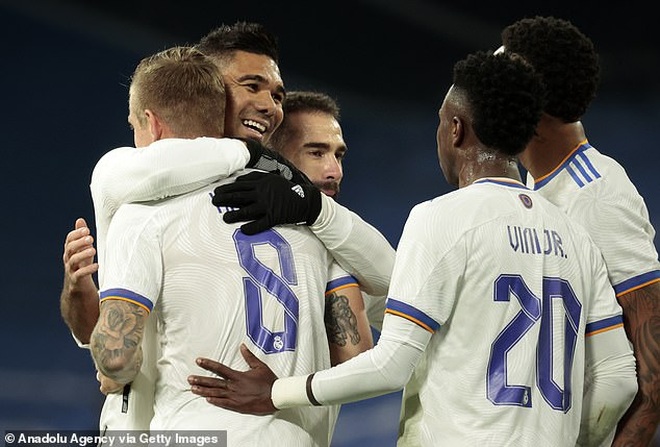 Đánh bại Inter Milan, Real Madrid giành ngôi đầu bảng - 1