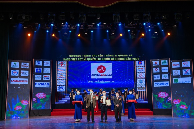 AMACCAO nhận cú đúp giải thưởng Thương hiệu vàng Việt Nam 2021 - 3 AMACCAO nhận cú đúp giải thưởng Thương hiệu vàng Việt Nam 2021 - 3