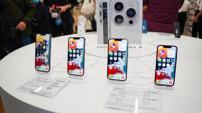 iPhone xách tay dần vắng bóng trên thị trường di động Việt - 2