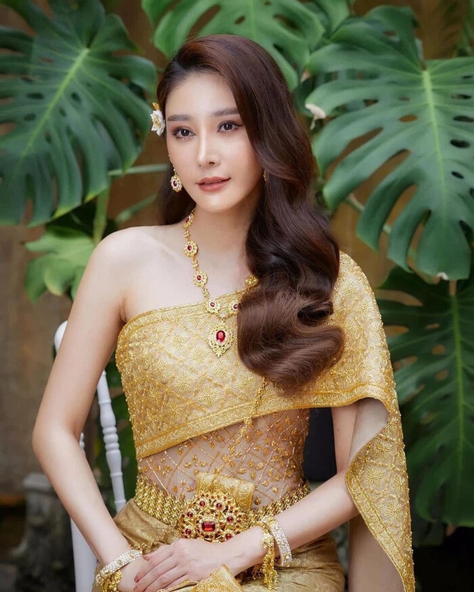 Vụ sao Chiếc lá cuốn bay tử nạn: Lời khai gây xôn xao của nữ quản lý - 1 Vụ sao Chiếc lá cuốn bay tử nạn: Lời khai gây xôn xao của nữ quản lý - 1