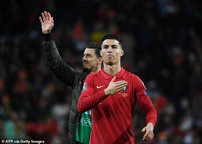 Bồ Đào Nha và Ba Lan giành vé dự World Cup 2022 - 3 Bồ Đào Nha và Ba Lan giành vé dự World Cup 2022 - 3