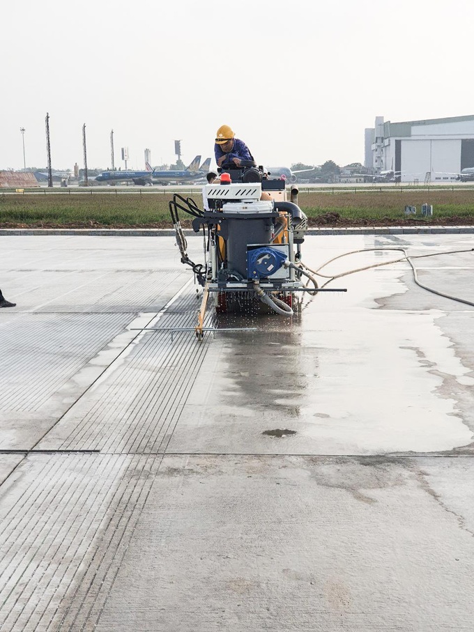 Vượt tiến độ ở dự án sân bay Nội Bài, VINADIC khẳng định chất lượng, tốc độ - 5 Vượt tiến độ ở dự án sân bay Nội Bài, VINADIC khẳng định chất lượng, tốc độ - 5