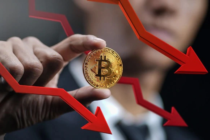 Bitcoin vừa trải qua tháng tồi tệ nhất - 1