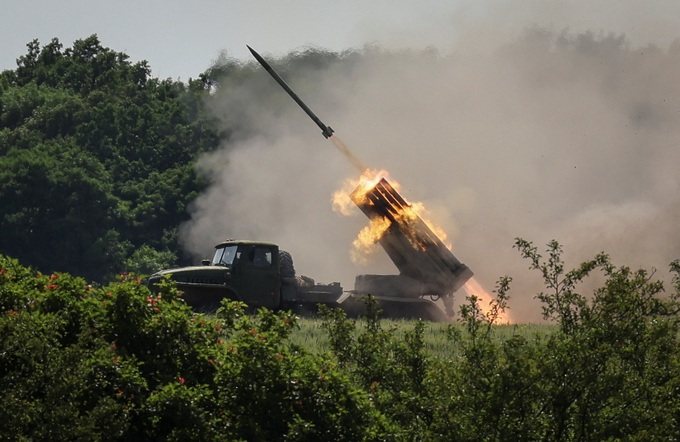 Ukraine nêu cách nhanh chóng chấm dứt xung đột với Nga - 1