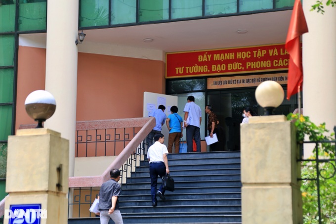 84 lãnh đạo, cán bộ ở Hà Nội phải thi sát hạch vì tồn tại tuyển dụng - 2 84 lãnh đạo, cán bộ ở Hà Nội phải thi sát hạch vì tồn tại tuyển dụng - 2