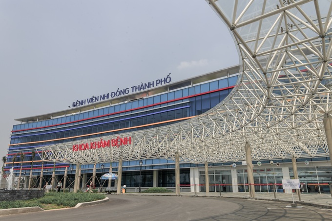Nam sinh ở TPHCM tê dại, nhập viện khẩn cấp vì hút cỏ Mỹ bán gần trường - 1 Nam sinh ở TPHCM tê dại, nhập viện khẩn cấp vì hút cỏ Mỹ bán gần trường - 1