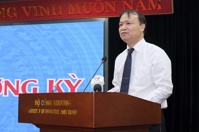 Nóng vụ giảm giá xăng dầu, nhà máy Nghi Sơn vẫn chập chờn nguồn cung
