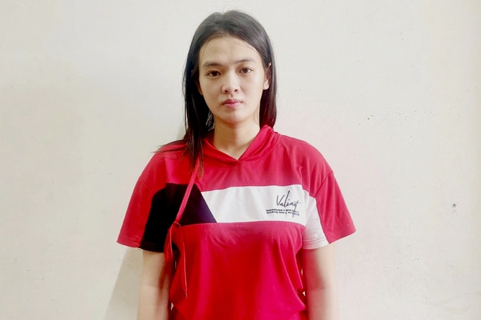Hot girl bịa chuyện bố chết, lừa người quen 16 lần chuyển tiền - 1 Hot girl bịa chuyện bố chết, lừa người quen 16 lần chuyển tiền - 1
