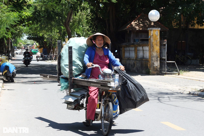 Hội An: Du khách khổ sở vì thời tiết nắng nóng - 4