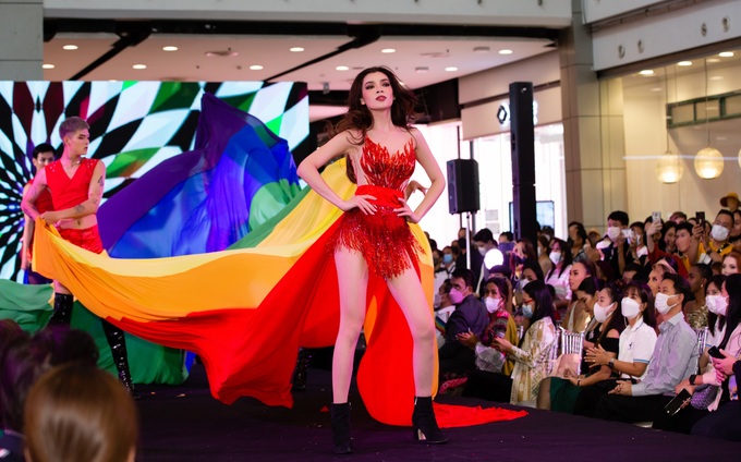 สาวงามเวียดนามคว้ารางวัล Miss International Transgender Talent Award 2022 - 7