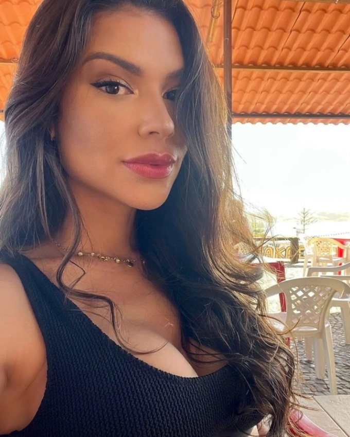 Hoa hậu Brazil qua đời ở tuổi 27 sau khi phẫu thuật amiđan