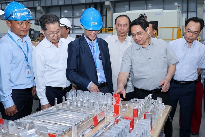 Thủ tướng khảo sát một số nhà máy, dự án công nghệ cao tại Đà Nẵng - 8