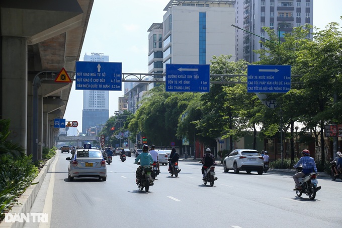 Tuyến đường đầu tiên ở Hà Nội sắp tách làn riêng cho xe buýt, xe máy - 7