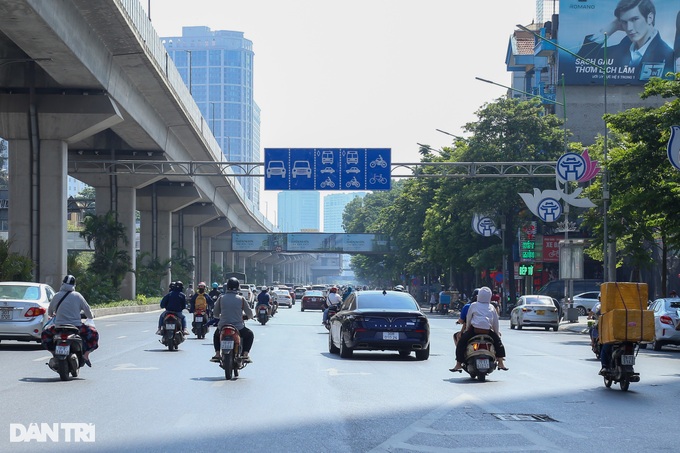 Tuyến đường đầu tiên ở Hà Nội sắp tách riêng làn ô tô, xe máy - 2