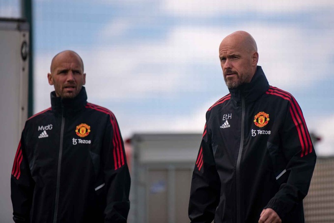 Triều đại Eric Ten Hag ở Man Utd chính thức bắt đầu - 1
