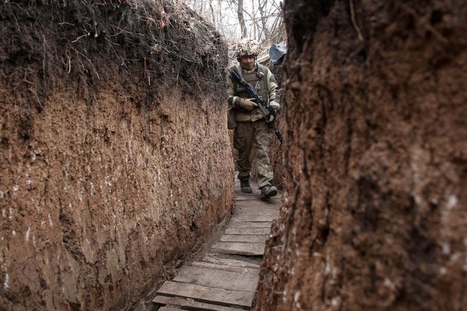 Ukraine lộ điểm yếu ở chảo lửa Donbass - 2