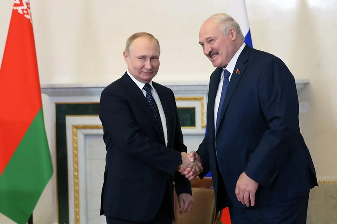 Ông Putin nói các đòn trừng phạt là cơ hội cho mối quan hệ Nga - Belarus - 1