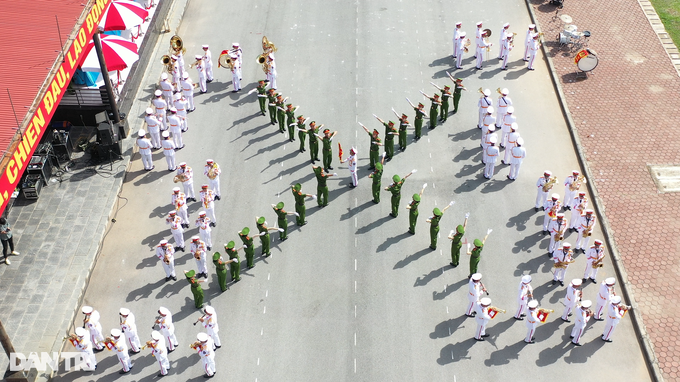 Hơn 400 người sắp trình diễn Nhạc hội cảnh sát ASEAN tại Hà Nội - 7 More than 400 people are about to perform the ASEAN Police Music Festival in Hanoi - 7