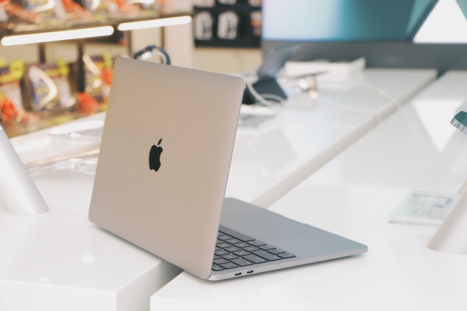 Giá MacBook Pro M2 giảm mạnh ngay khi lên kệ tại Việt Nam - 2