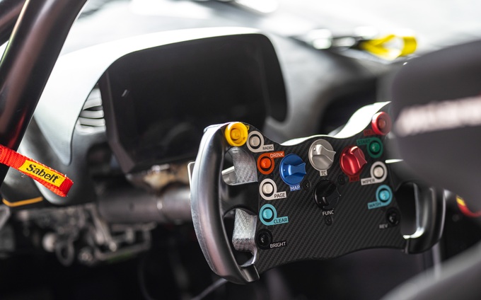 McLaren Artura GT4 sẵn sàng cho những đường đua khốc liệt - 3 McLaren Artura GT4 sẵn sàng cho những đường đua khốc liệt - 3